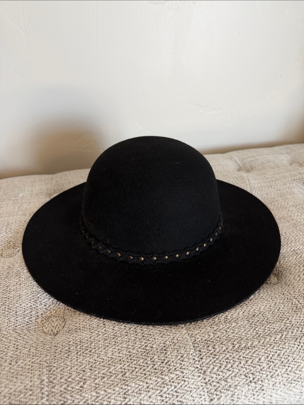 Anna & Ava Black Felt Round Crown Wide-Brim Hat 58cm Bohemian Accessories